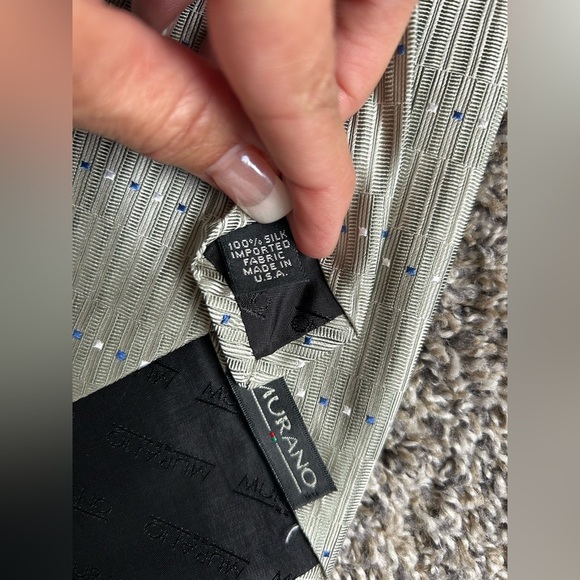 Murano NWT 100% silk Vintage Tie - Picture 4 of 4